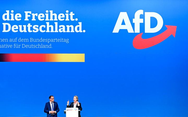 Almanya'da aşırı sağcı AfD'nin oyları yükselişte